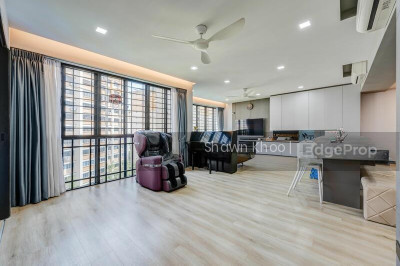 PINEVALE Apartment / Condo | Listing