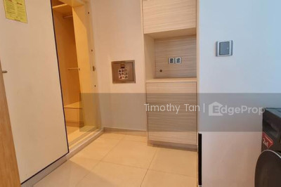 MARINA BAY SUITES Apartment / Condo | Listing