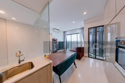 J GATEWAY Apartment / Condo | Listing