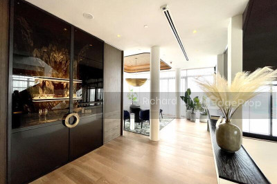 THE RITZ-CARLTON RESIDENCES Apartment / Condo | Listing