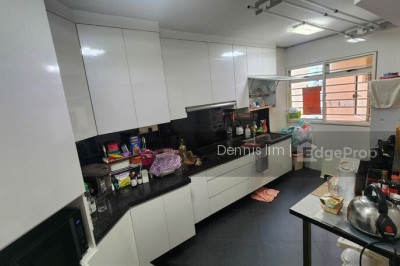 296 PUNGGOL CENTRAL HDB | Listing