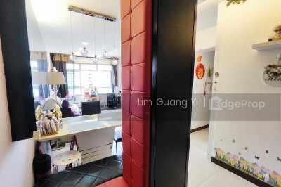 270A SENGKANG CENTRAL HDB | Listing