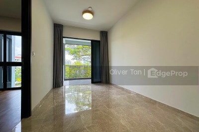 MAYFAIR MODERN Apartment / Condo | Listing