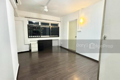 842E TAMPINES STREET 82 HDB | Listing