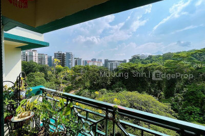 MERALODGE Apartment / Condo | Listing