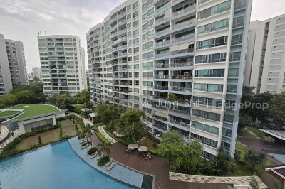 WATERFRONT WAVES Apartment / Condo | Listing