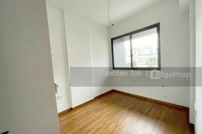 REZI 24 Apartment / Condo | Listing