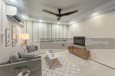 11 PINE CLOSE HDB | Listing