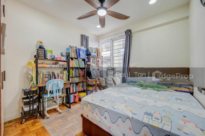 LA CASA Apartment / Condo | Listing