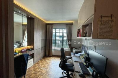 GOLD COAST CONDO Apartment / Condo | Listing