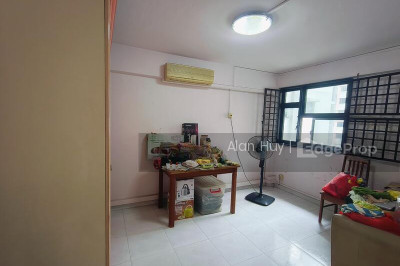 18 LORONG 7 TOA PAYOH HDB | Listing