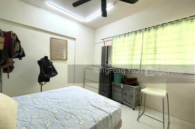 125 SERANGOON NORTH AVENUE 1 HDB | Listing