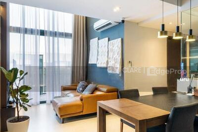 INZ RESIDENCE Apartment / Condo | Listing