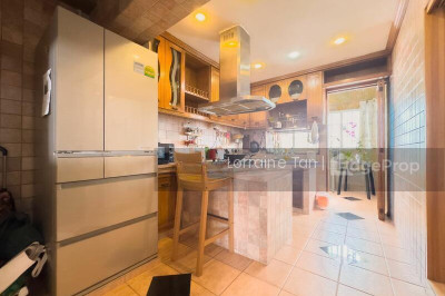 305 CANBERRA ROAD HDB | Listing