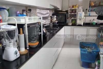 655 HOUGANG AVENUE 8 HDB | Listing