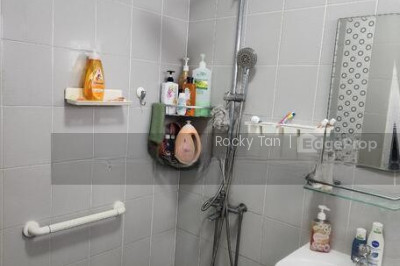 655 HOUGANG AVENUE 8 HDB | Listing