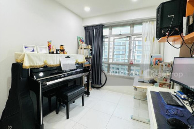 210B COMPASSVALE LANE HDB | Listing