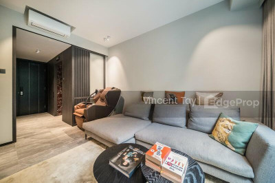 ADAM PARK CONDOMINIUM Apartment / Condo | Listing