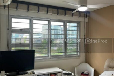 17 CIRCUIT ROAD HDB | Listing