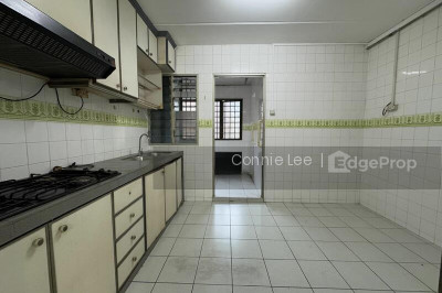 129 CLARENCE LANE HDB | Listing