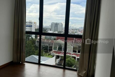 SINGA HILLS Apartment / Condo | Listing