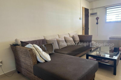 208 TAMPINES STREET 21 HDB | Listing