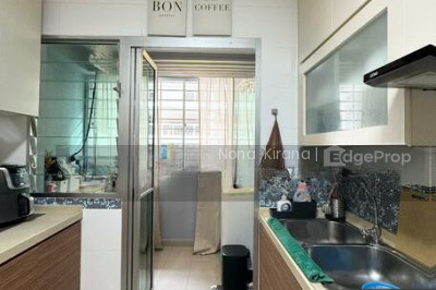 890A WOODLANDS DRIVE 50 HDB | Listing