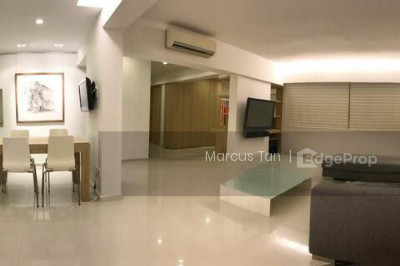 60 DAKOTA CRESCENT HDB | Listing