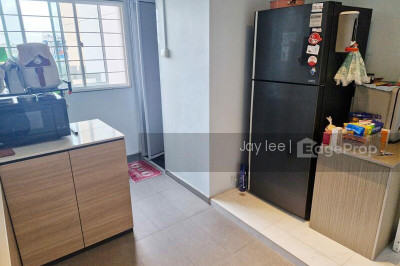 559 JURONG WEST STREET 42 HDB | Listing