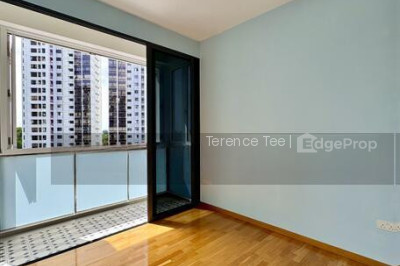 NYON Apartment / Condo | Listing