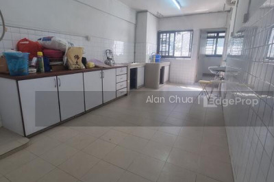 320 ANG MO KIO AVENUE 1 HDB | Listing