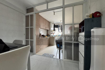 127 ANG MO KIO AVENUE 3 HDB | Listing