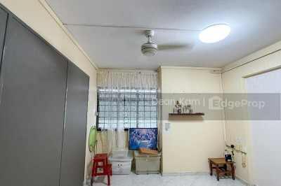 738 JURONG WEST STREET 75 HDB | Listing