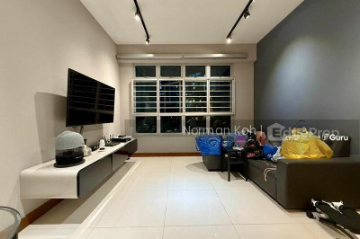 671A EDGEFIELD PLAINS HDB | Listing