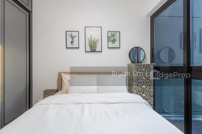 MAYFAIR MODERN Apartment / Condo | Listing