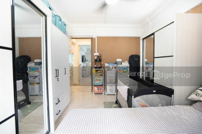 843 WOODLANDS STREET 82 HDB | Listing