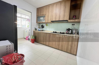 104D CANBERRA STREET HDB | Listing