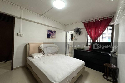 219 JURONG EAST STREET 21 HDB | Listing