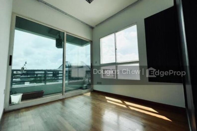 3 @ SANDILANDS Apartment / Condo | Listing