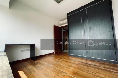 3 @ SANDILANDS Apartment / Condo | Listing