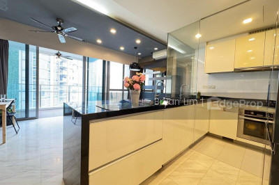 VISTA RESIDENCES Apartment / Condo | Listing