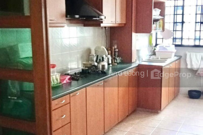 271 TAMPINES STREET 21 HDB | Listing