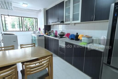 323 HOUGANG AVENUE 5 HDB | Listing