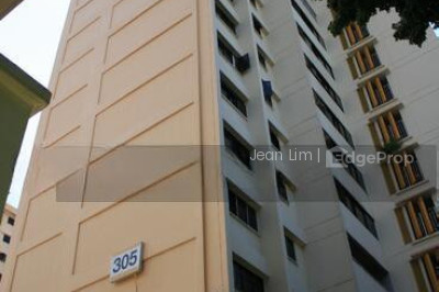 305 ANG MO KIO AVENUE 1 HDB | Listing