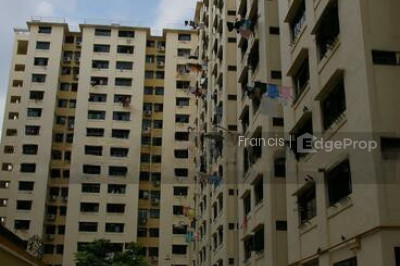 77 LORONG LIMAU HDB | Listing