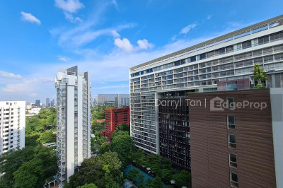 THE PEAK @ CAIRNHILL I Apartment / Condo | Listing