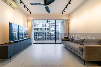 INZ RESIDENCE Apartment / Condo | Listing