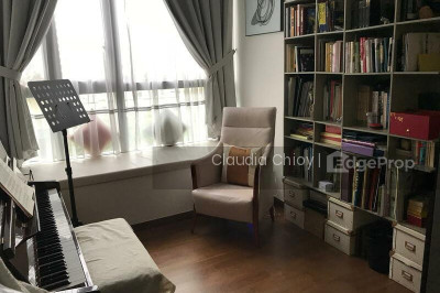 HALLMARK RESIDENCES Apartment / Condo | Listing