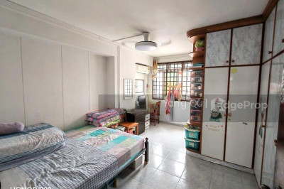 734 JURONG WEST STREET 73 HDB | Listing