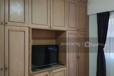 WEST BAY CONDO Apartment / Condo | Listing